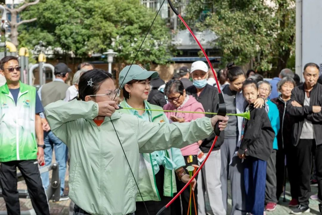 單人訓(xùn)練器怎么操作_單人站綜合訓(xùn)練器安裝視頻_單人站綜合訓(xùn)練器